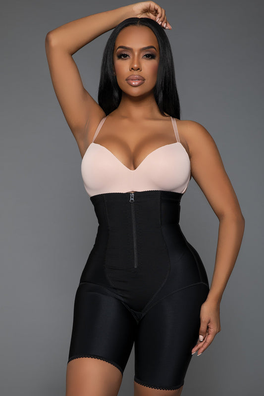 Achieve your dream silhouette instantly with the Felling My Curve Bodyshaper. Designed for maximum comfort and superior shaping, these bodyshaper shorts provide firm control to smooth your midsection, lift your buttocks, and slim your thighs. Front zipper closure Tummy control Curve smoothing and butt-lifting design Machine wash cold in a gentle cycle, hang to dry. Do not bleach/tumble dry/dry clean. Be Wicked box packaging Made in China 55% Nylon 45% Spandex