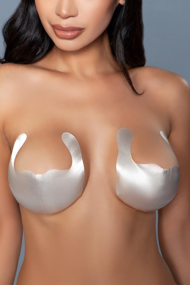 Seamless U-shape disposable Petals with Anti-Sagging Lifting Stickers are innovative adhesive solutions designed to offer discreet support and lift for the bust area, particularly when wearing outfits that make traditional bras impractical. These petals are shaped in a U to provide a natural-looking lift and contour, enhancing the bust's appearance without the need for underwires or straps. One set Single-use Back adhesive Follow warning and care instructions